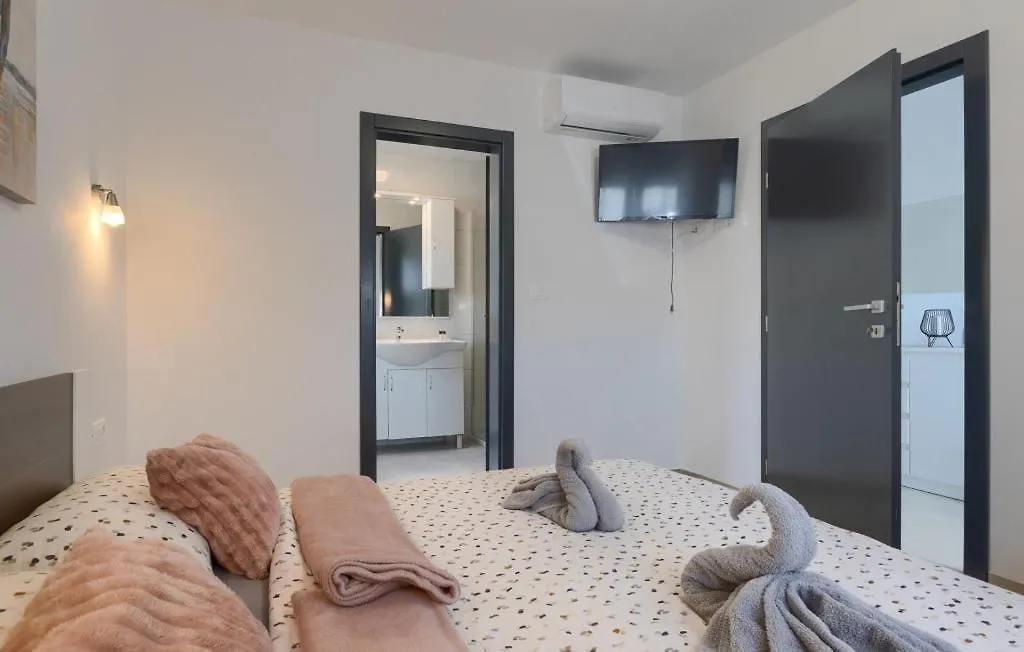 Villa La Perla By Villas Guide Pula 0*,