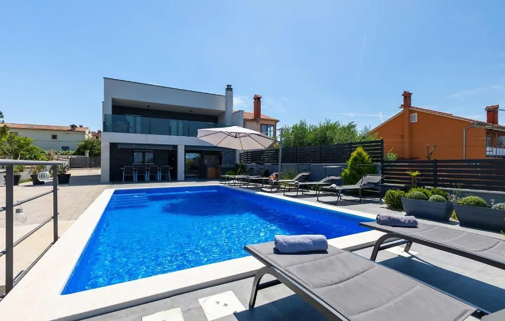 Villa La Perla By Villas Guide Pula